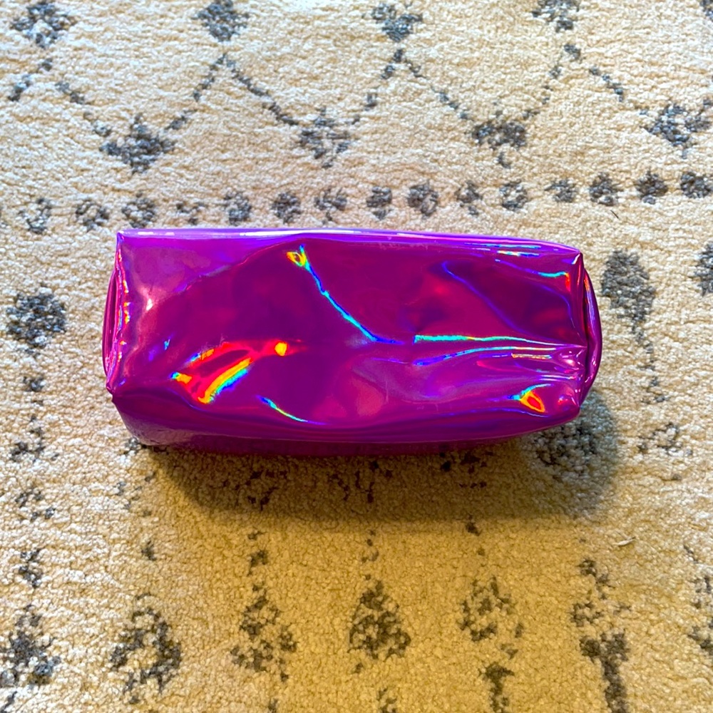Holographic Makeup Bag - Picture 4 of 5